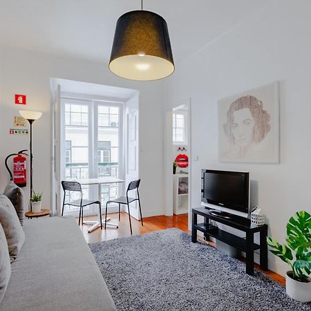 Visit Lisbon 4Fun - Anjos Apartment ภายนอก รูปภาพ