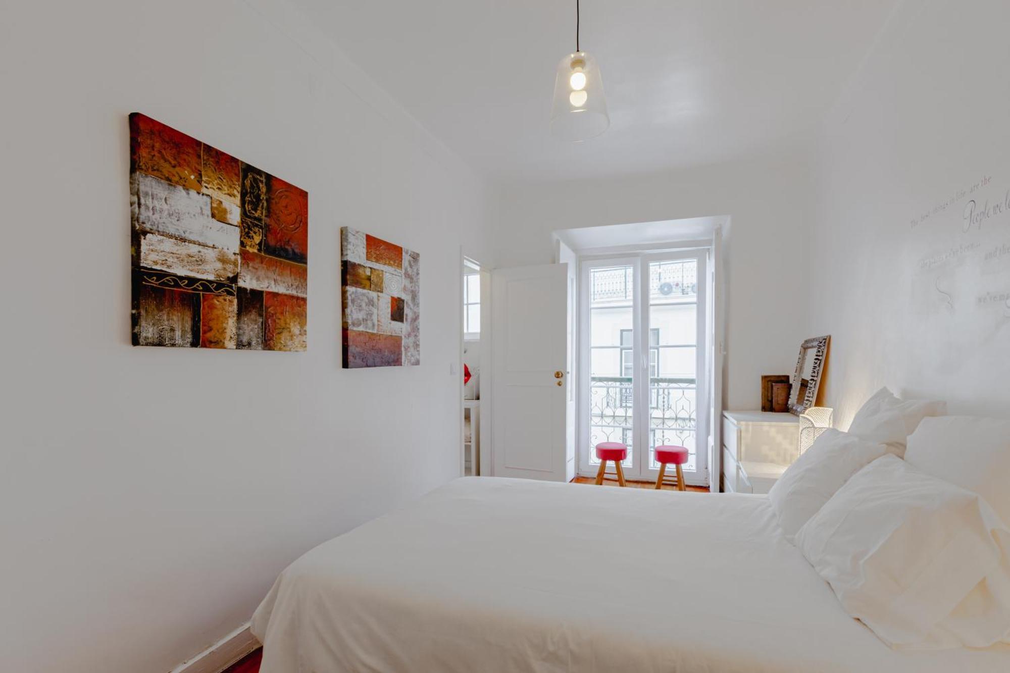 Visit Lisbon 4Fun - Anjos Apartment ภายนอก รูปภาพ