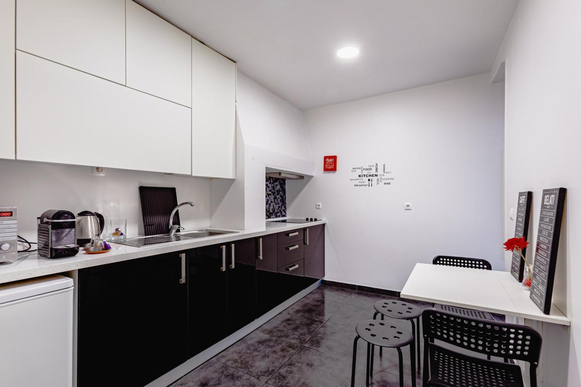 Visit Lisbon 4Fun - Anjos Apartment ภายนอก รูปภาพ