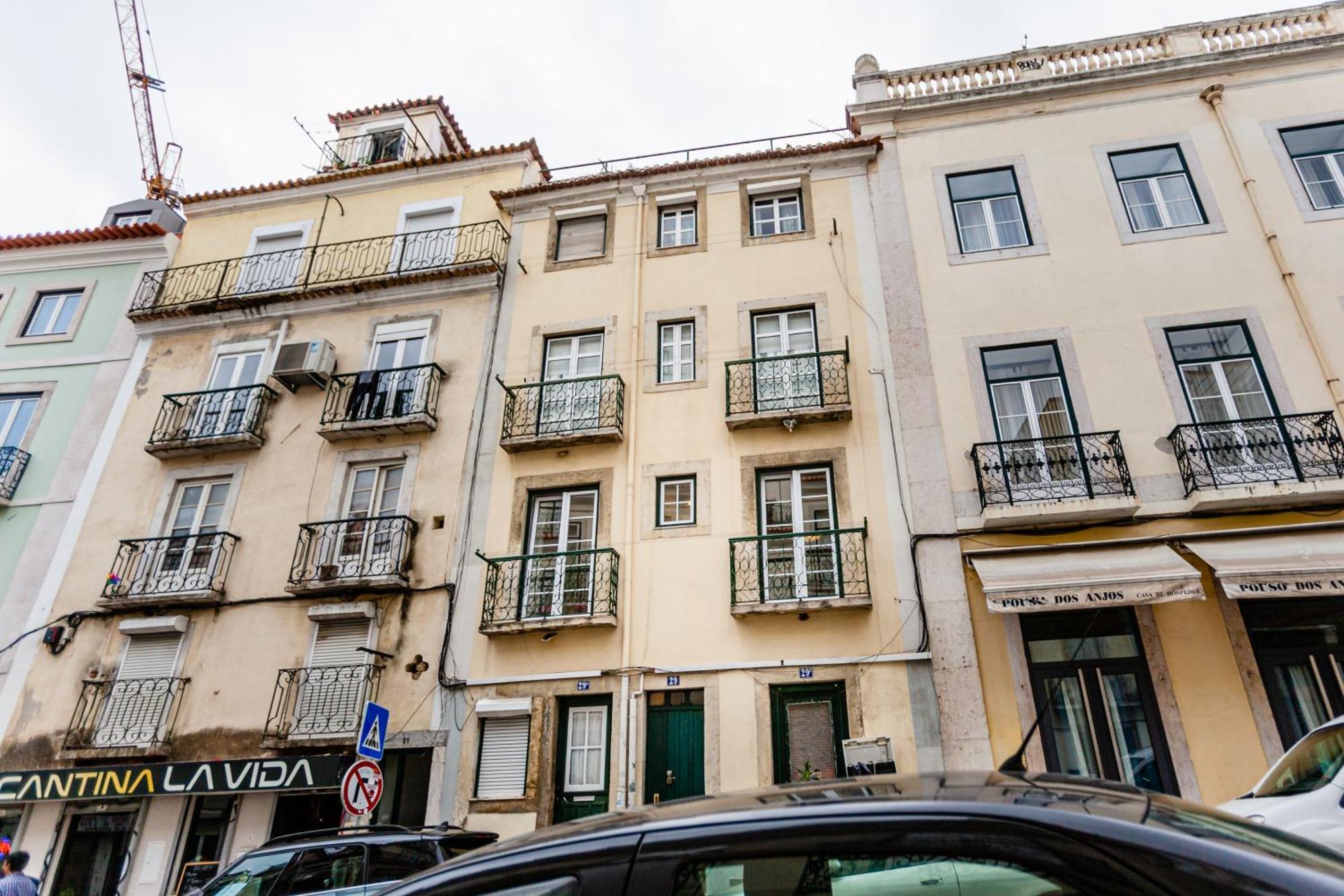 Visit Lisbon 4Fun - Anjos Apartment ภายนอก รูปภาพ